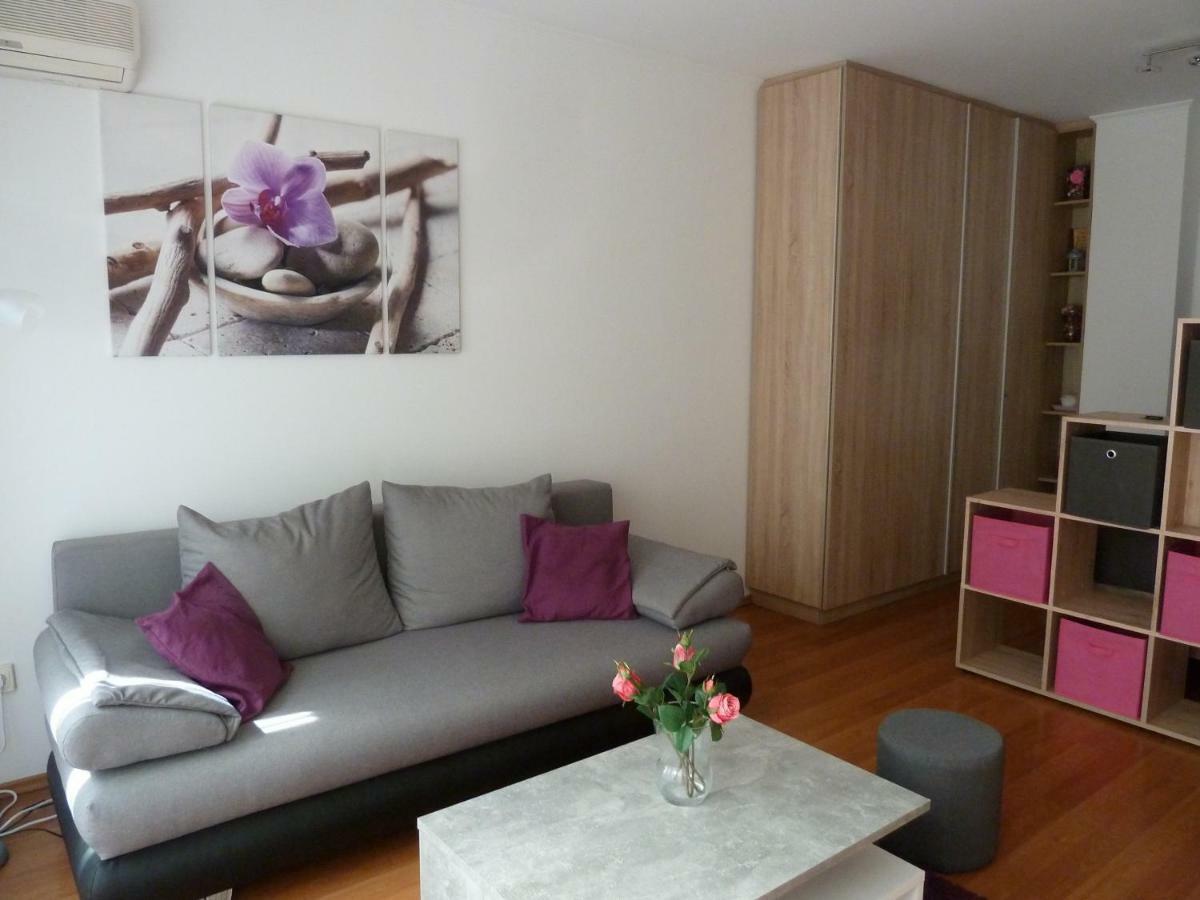 Rose Apartman Debrecen Esterno foto